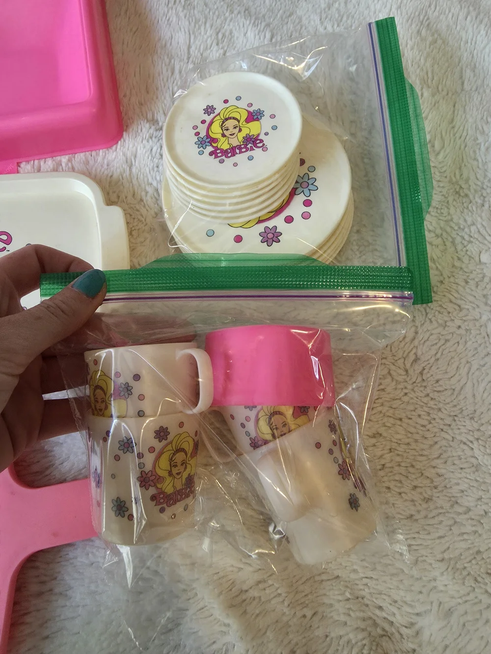 Vintage 1992 Barbie Magic Color Change Party SetPretend Play Dish & Tea Set